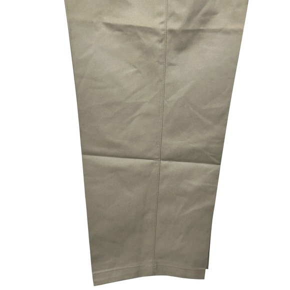 Lee Pants Mens 44x30 Khaki Tan Double Pleat Relaxed Fit Tapered Leg Wrinkle Free - Picture 3 of 13